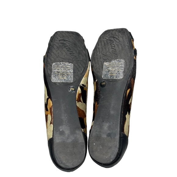 Gianni Bini Calf Hair Camo Flats Size 8 - Picture 8 of 8